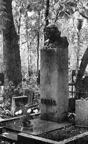 Grabstein auf dem Nowodewitsch Friedhof